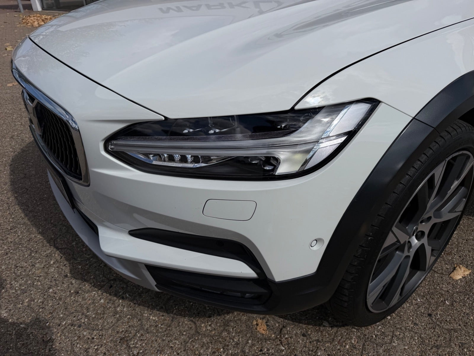 Hvid Volvo V90 CC fra 2017