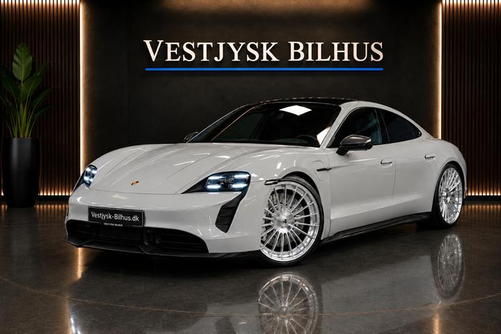 Grå Porsche Taycan 4S fra 2021