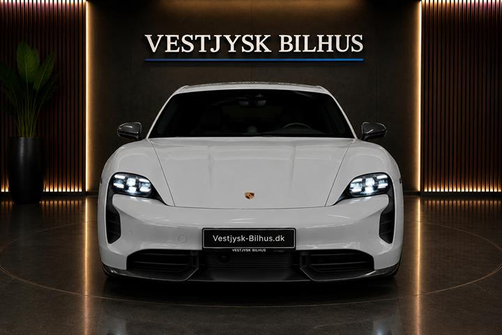 Grå Porsche Taycan 4S fra 2021