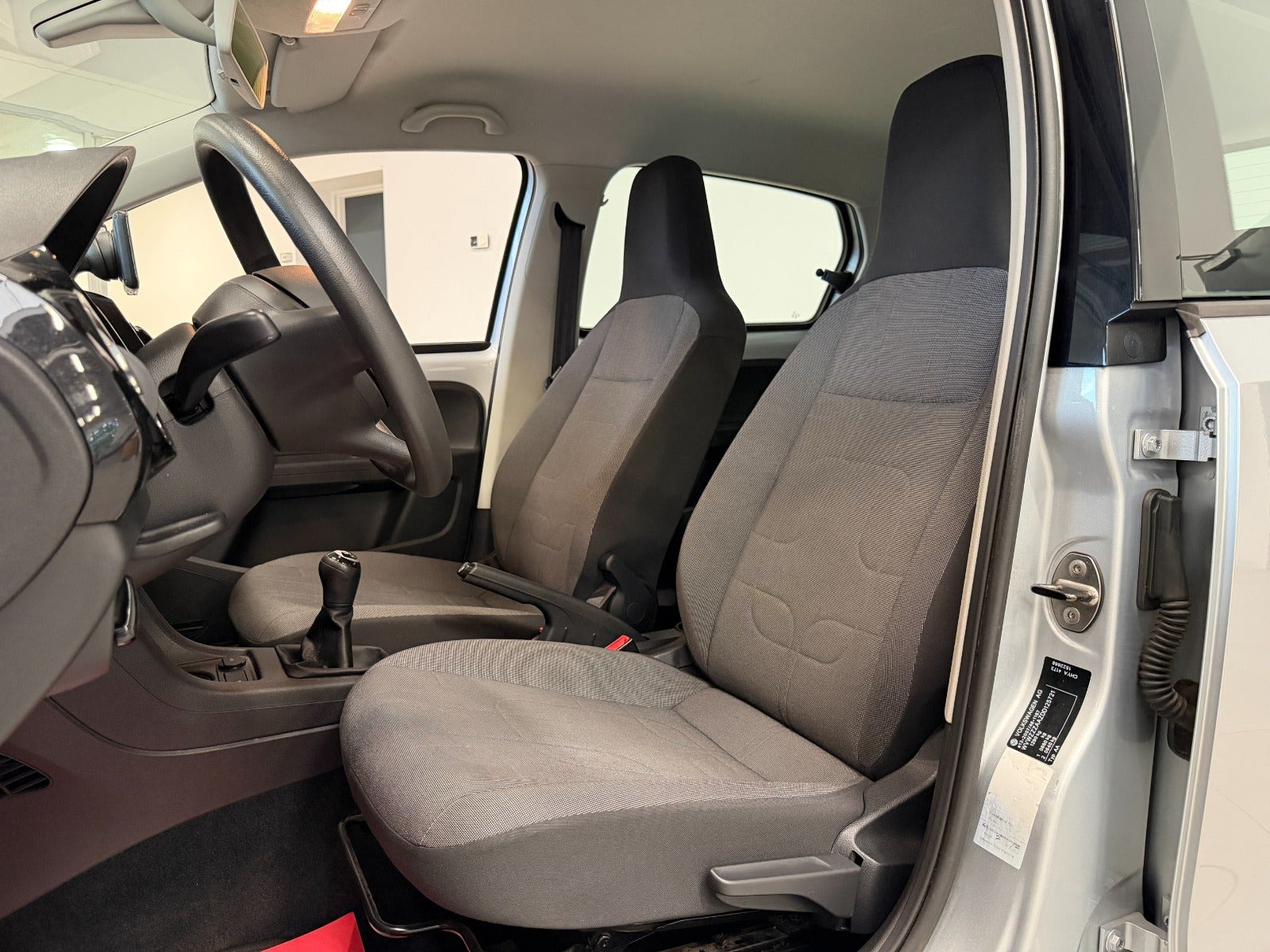 Sølv VW UP! fra 2013