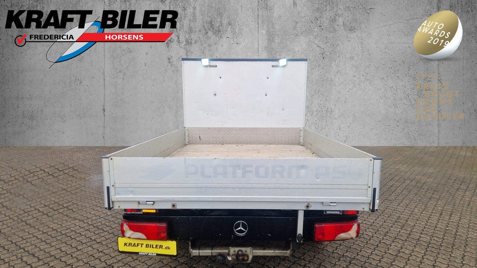 Sort Mercedes Sprinter 316 fra 2018