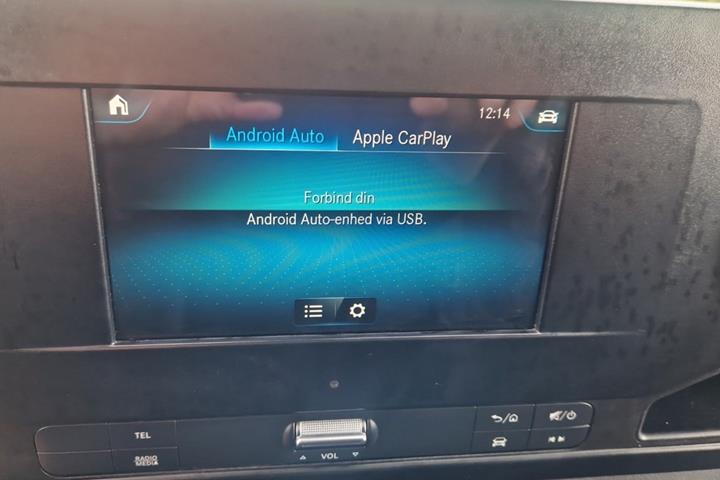 Sort Mercedes Sprinter 316 fra 2018