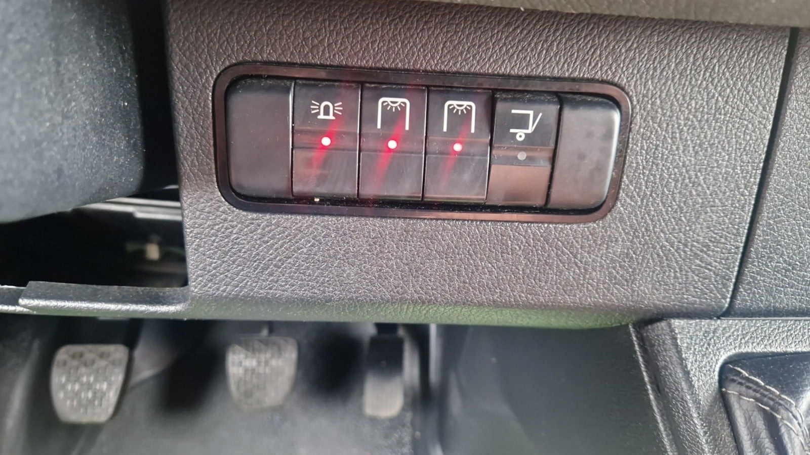 Sort Mercedes Sprinter 316 fra 2018