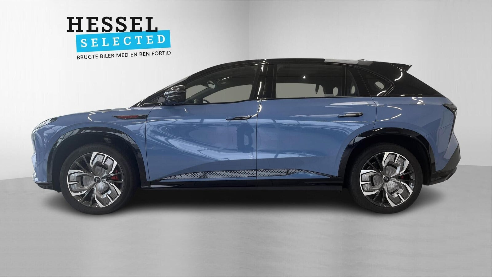 Blå Hongqi EHS7 fra 2025