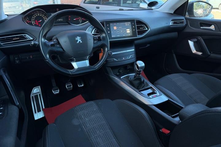 undefined Peugeot 308 fra 2018