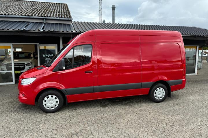 Rød Mercedes Sprinter 316 fra 2019