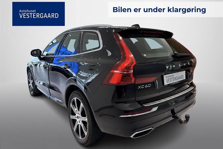 Sort Volvo XC60 fra 2019