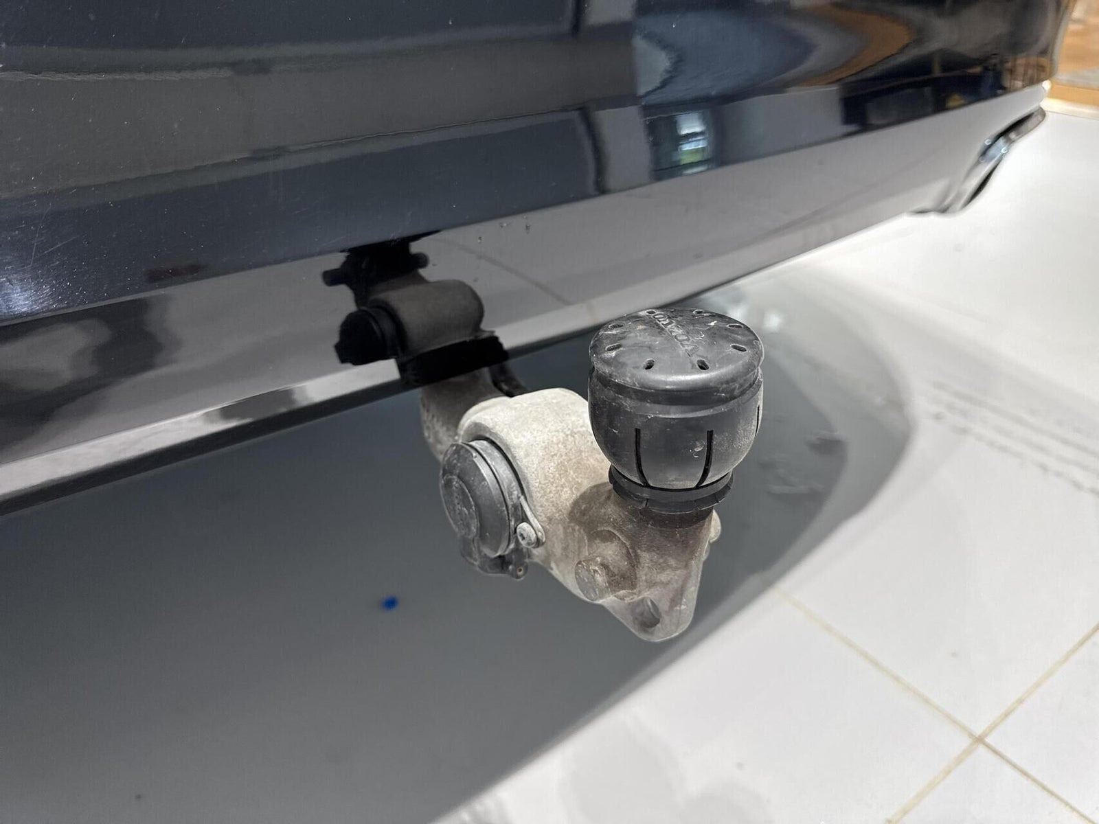 Sort Volvo XC60 fra 2019