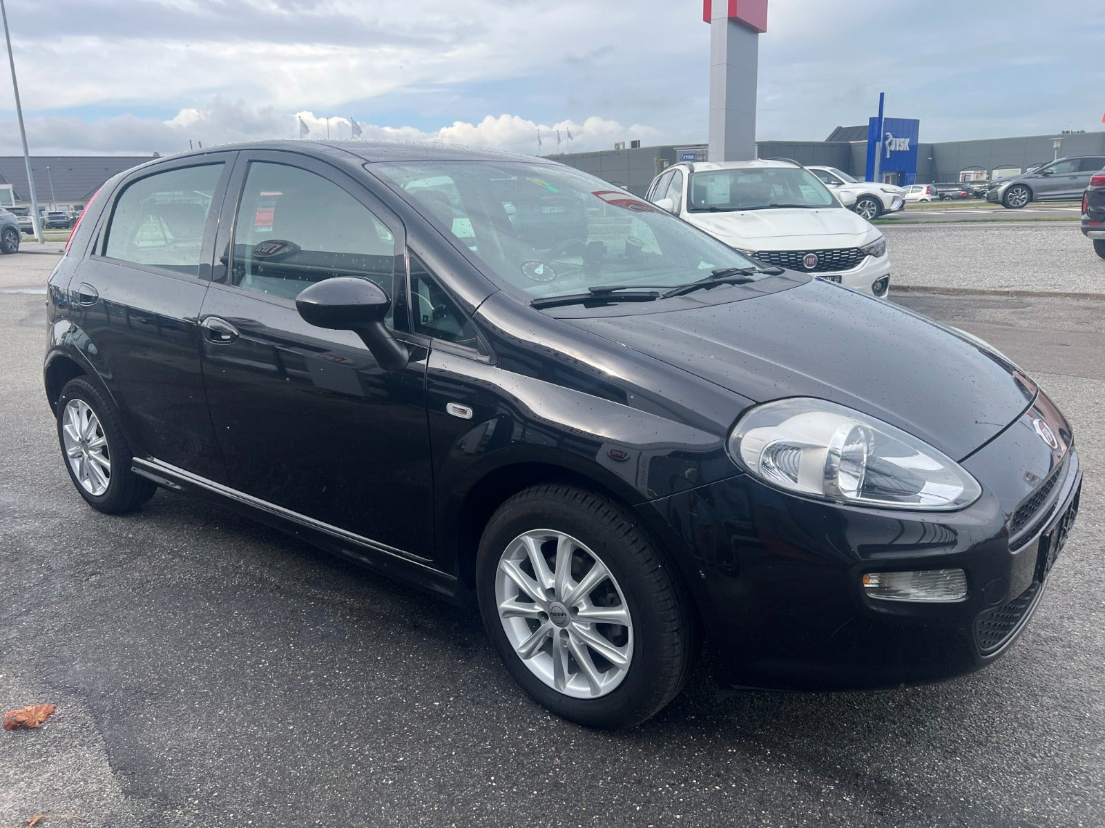 Sort Fiat Punto fra 2015