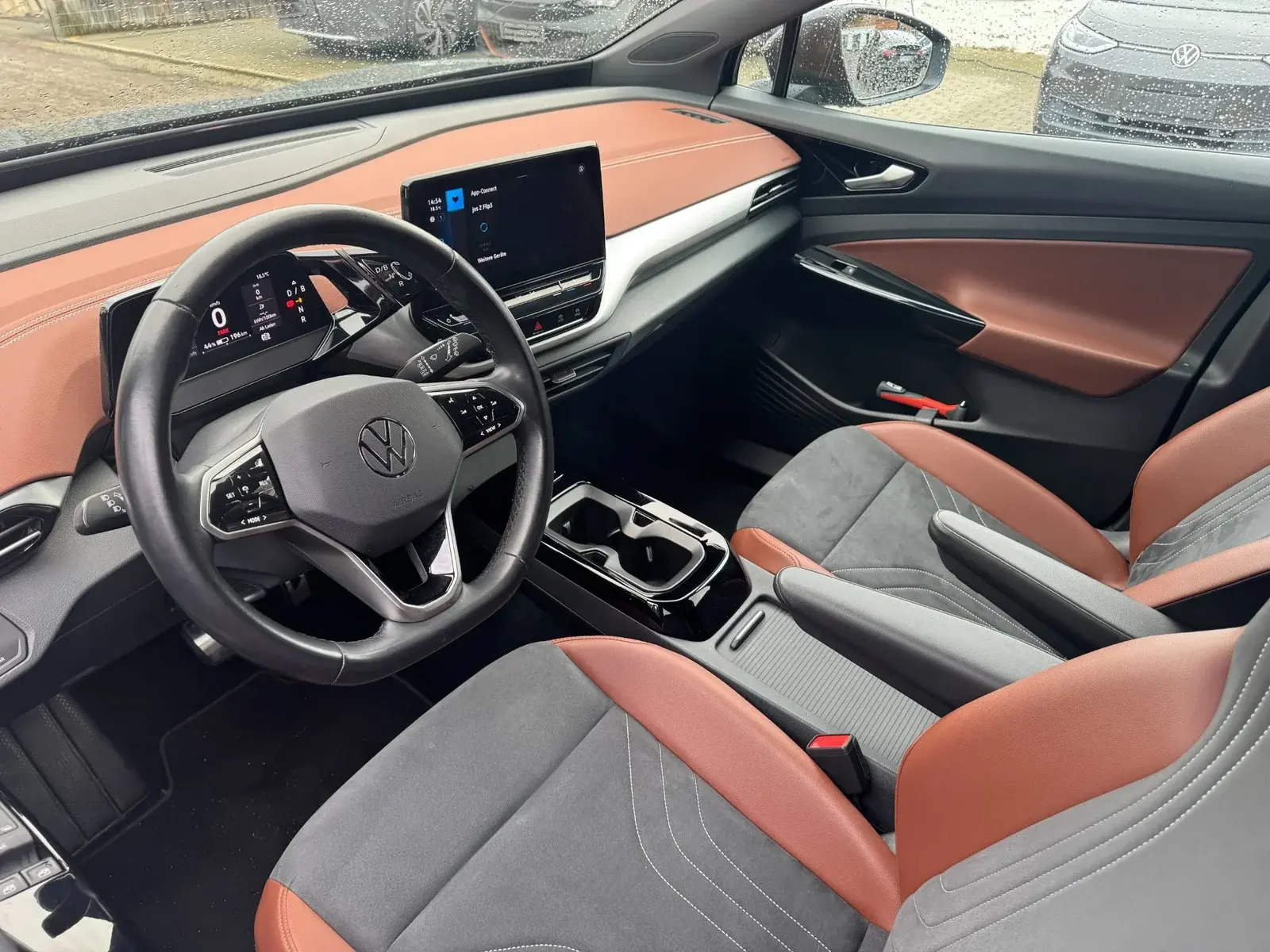 Grå VW ID.4 fra 2021