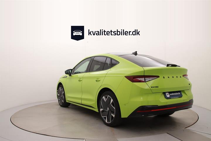 Grøn Skoda Enyaq fra 2023
