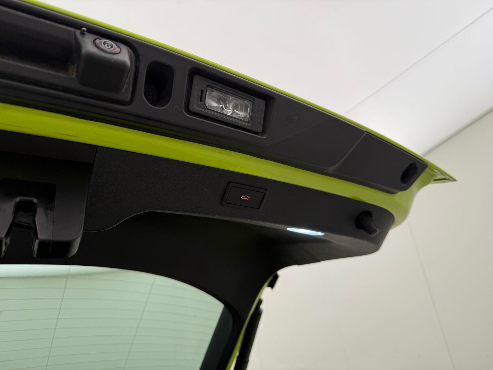 Grøn Skoda Enyaq fra 2023