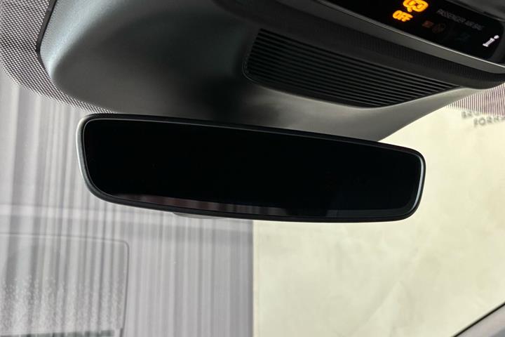 Grå Skoda Enyaq fra 2026