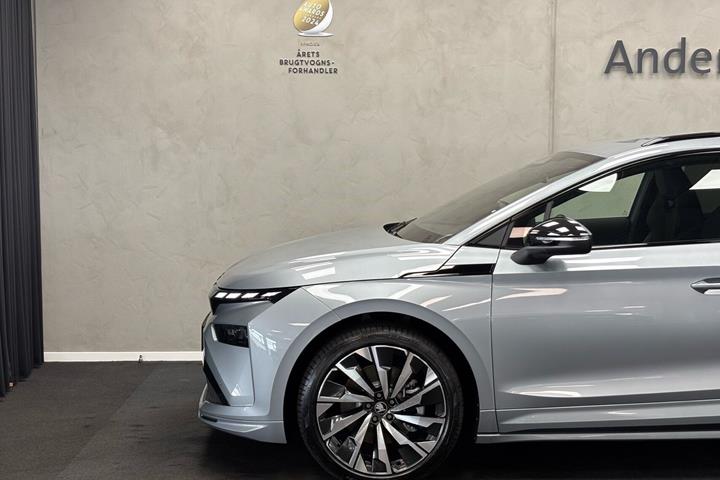 Grå Skoda Enyaq fra 2026