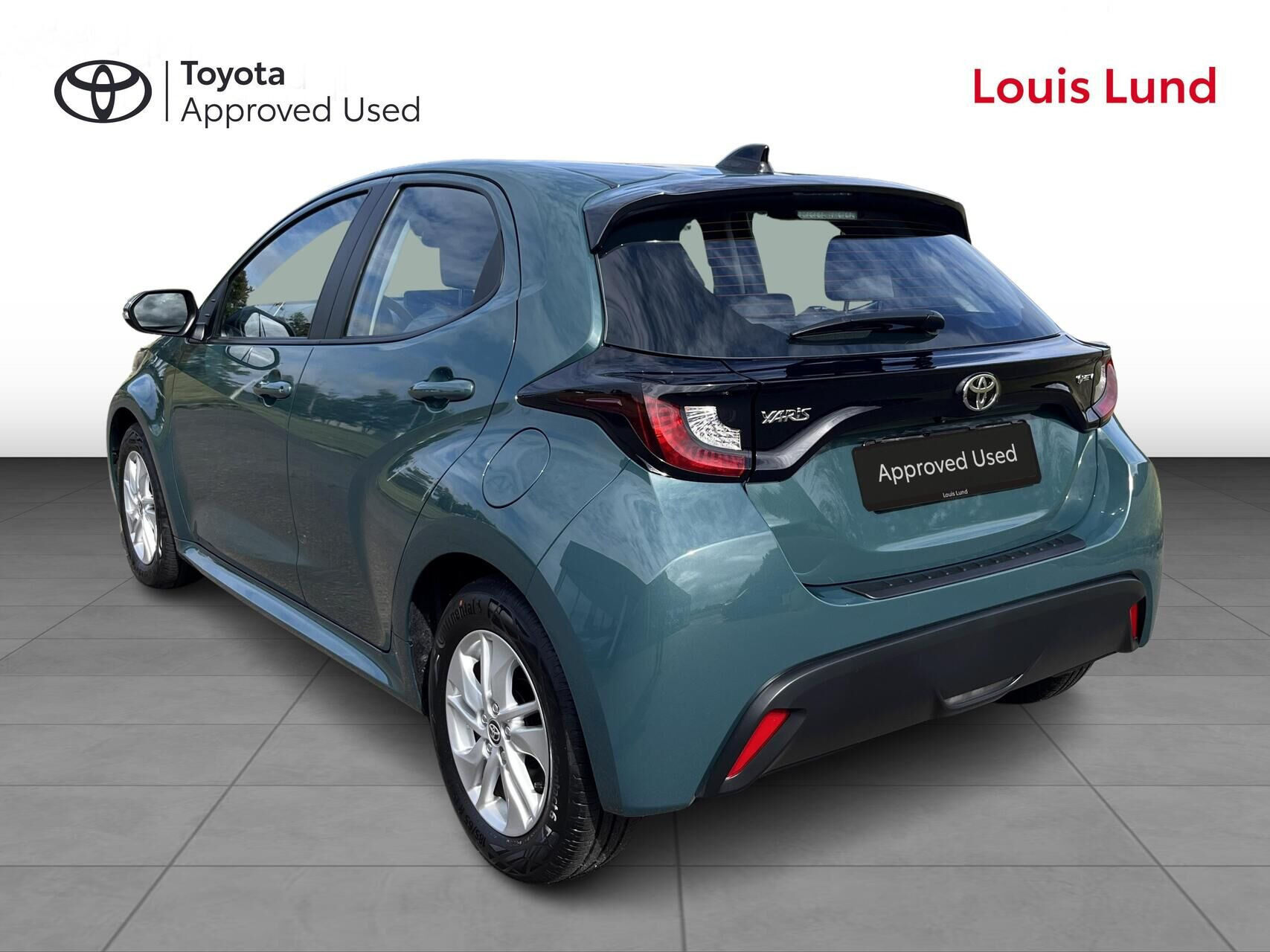Grøn Toyota Yaris fra 2025