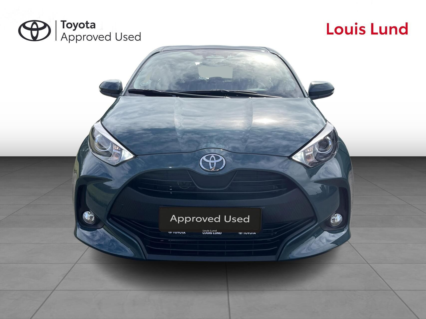 Grøn Toyota Yaris fra 2025