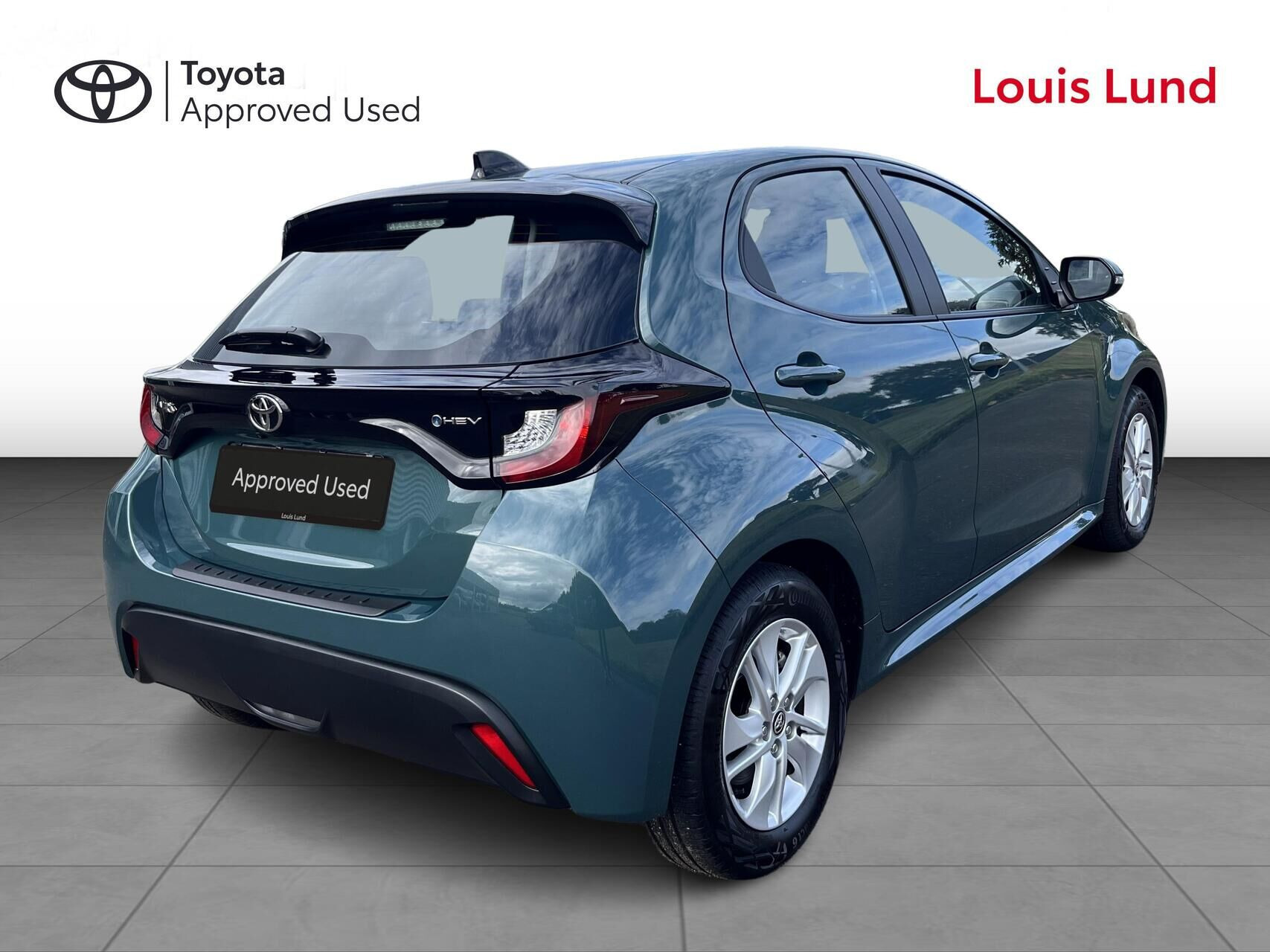 Grøn Toyota Yaris fra 2025