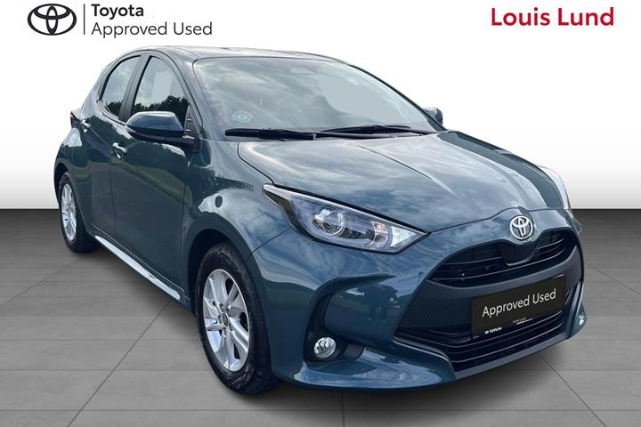 Grøn Toyota Yaris fra 2025