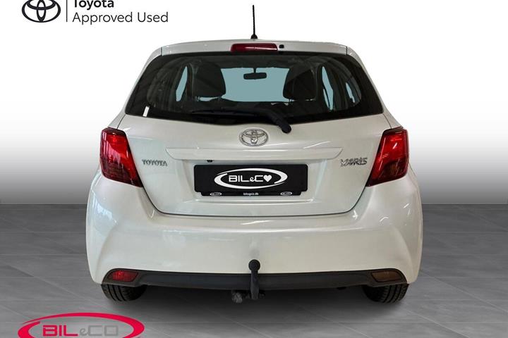 Hvid Toyota Yaris fra 2017