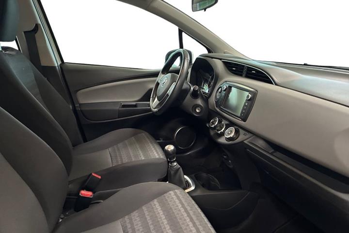 Hvid Toyota Yaris fra 2017