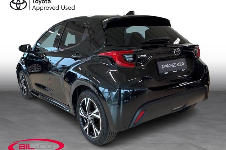 Sort Toyota Yaris fra 2025