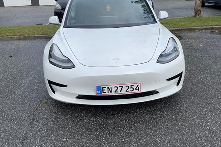 undefined Tesla Model 3 fra 2020