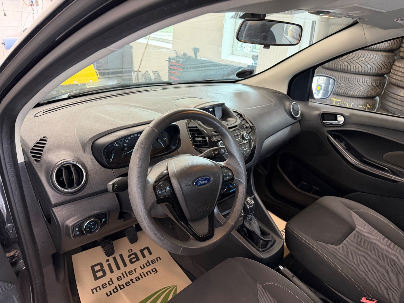 Sort Ford Ka+ fra 2017
