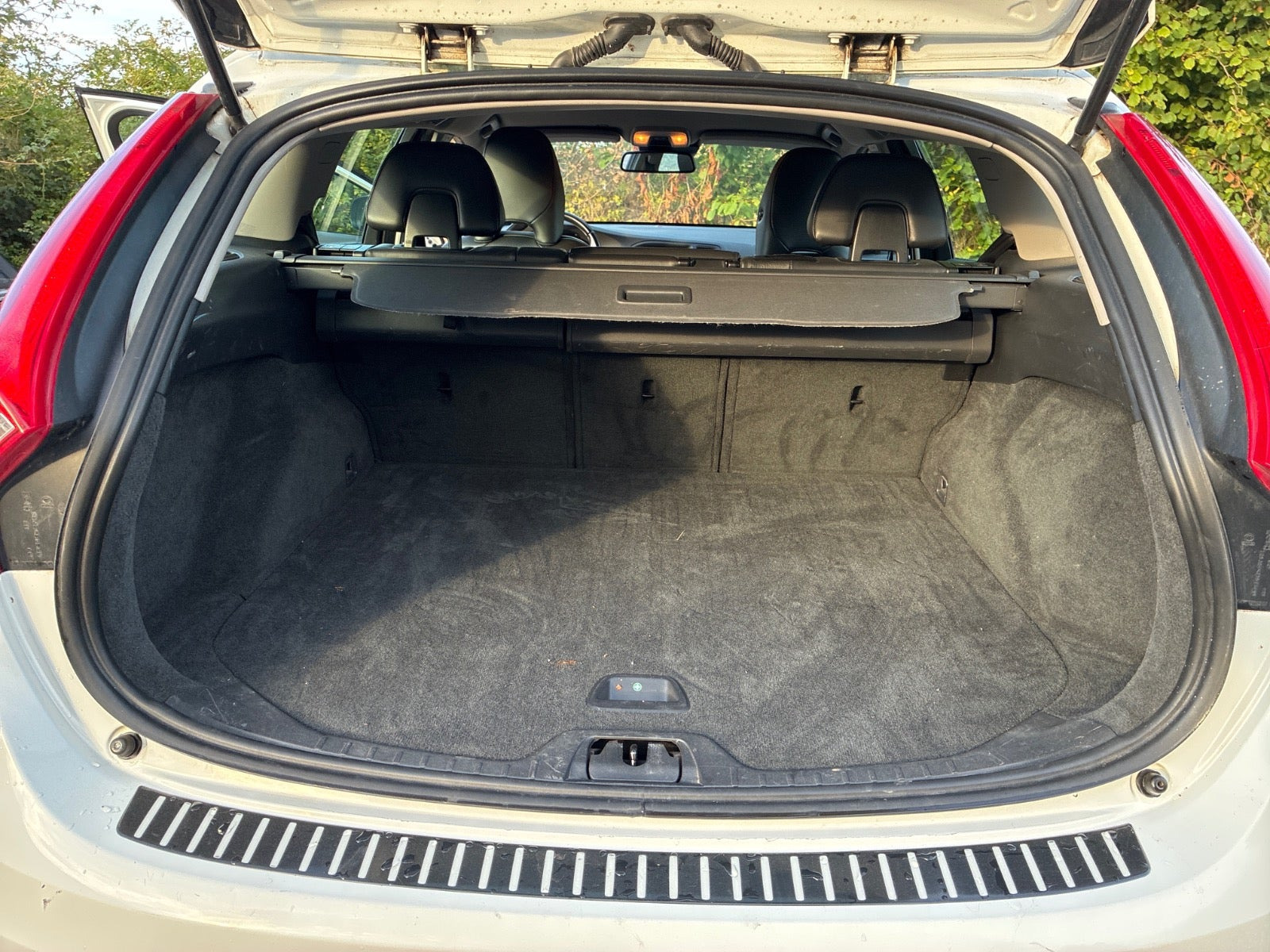 Hvid Volvo V60 fra 2013