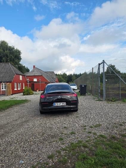 Sort Mercedes CLA250+ fra 2025