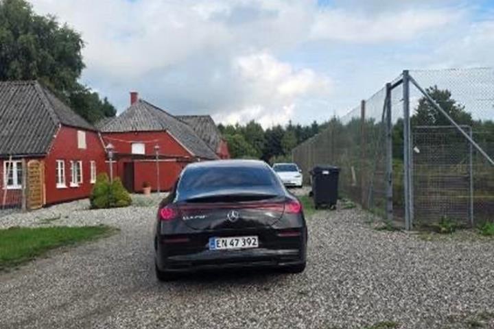 Sort Mercedes CLA250+ fra 2025