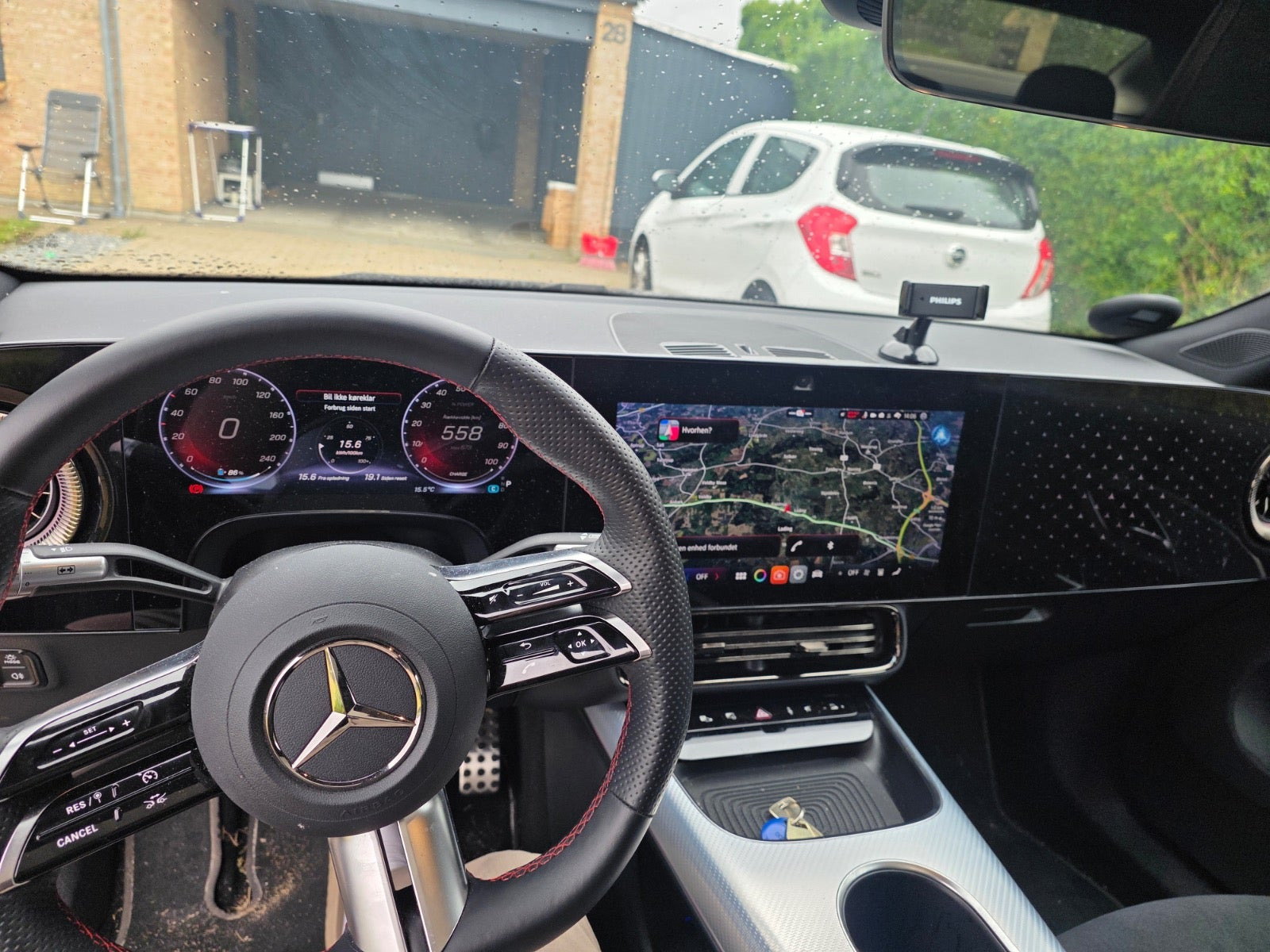 Sort Mercedes CLA250+ fra 2025