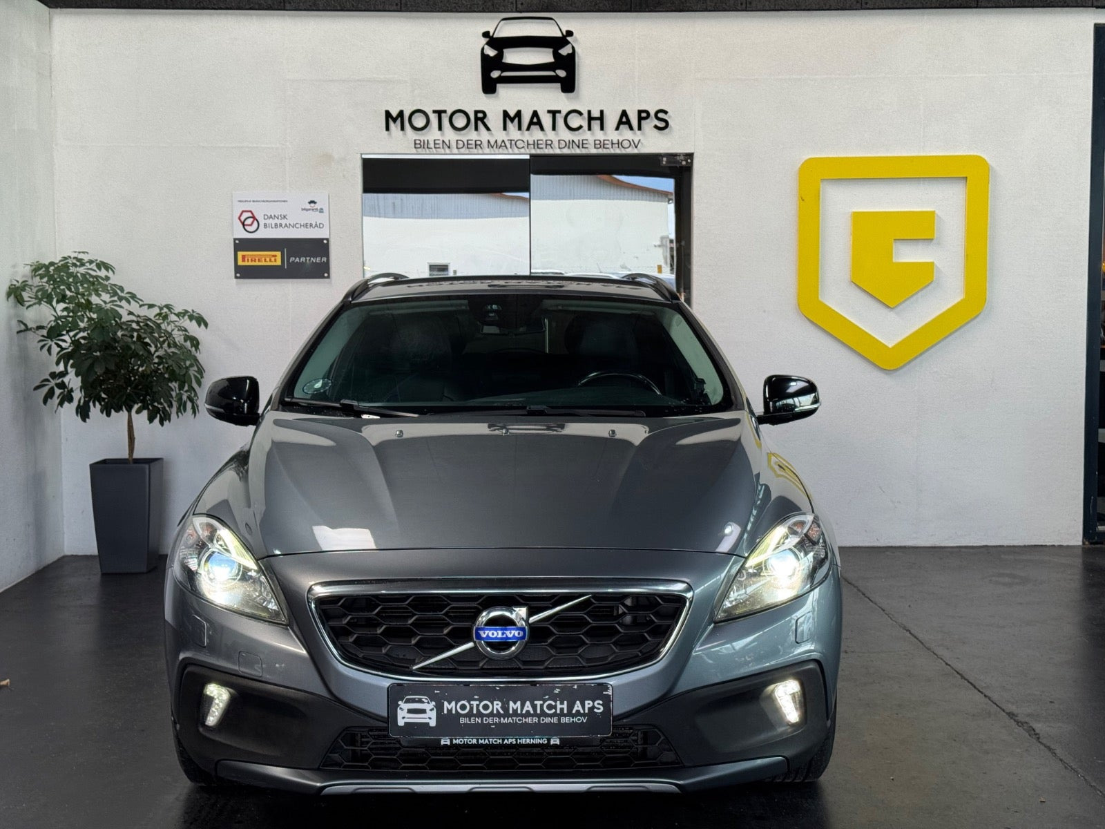 undefined Volvo V40 CC fra 2015