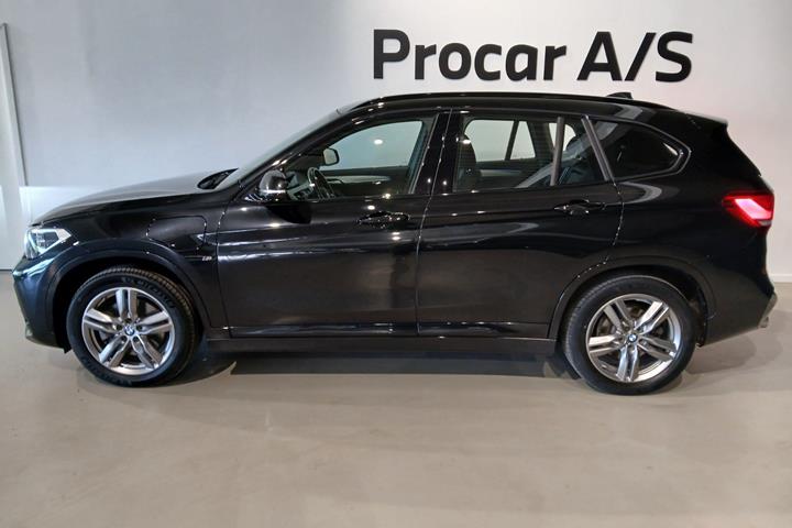 Sort BMW X1 fra 2021