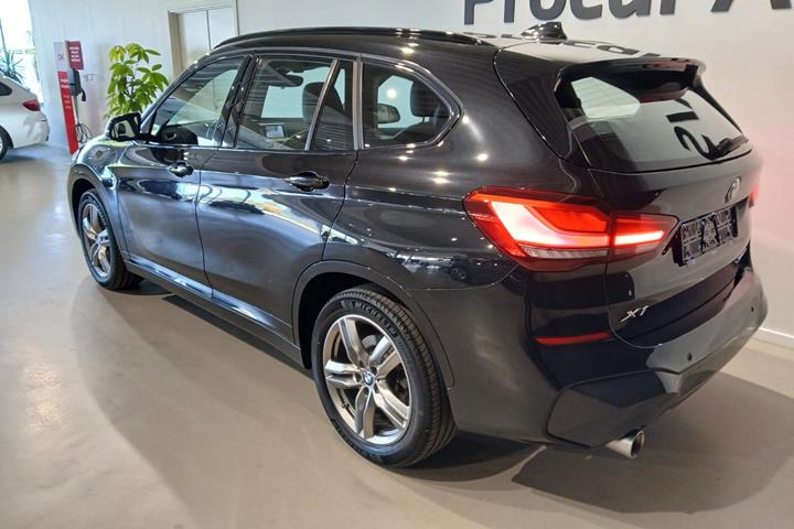 Sort BMW X1 fra 2021