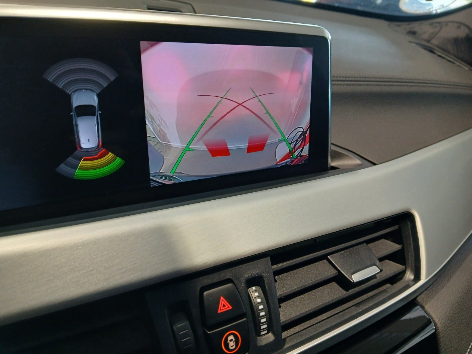 Sort BMW X1 fra 2021