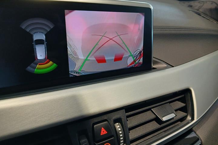 Sort BMW X1 fra 2021