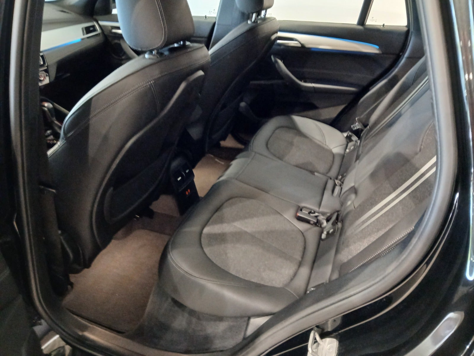 Sort BMW X1 fra 2021