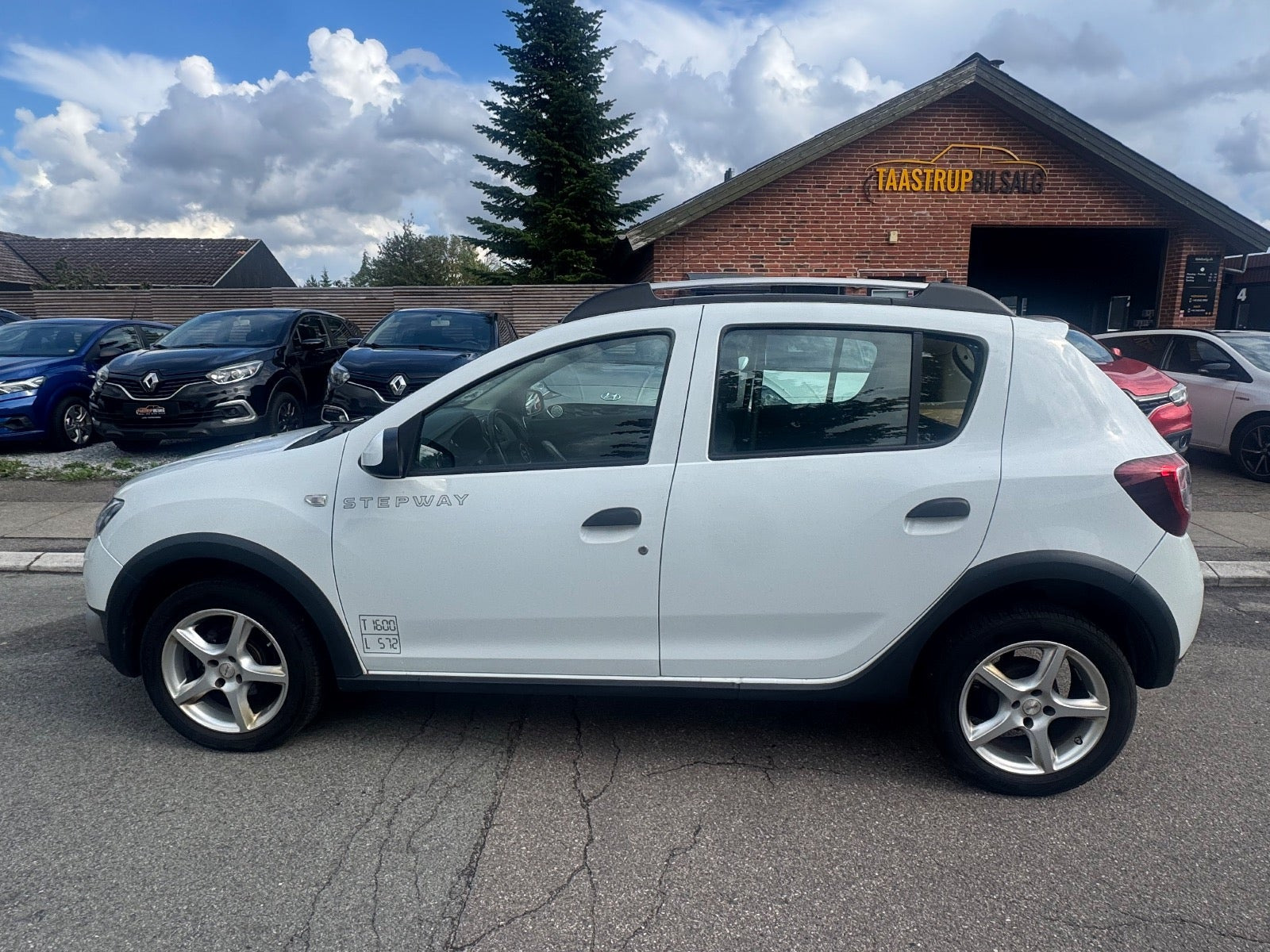 undefined Dacia Sandero Stepway fra 2014