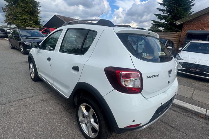 undefined Dacia Sandero Stepway fra 2014