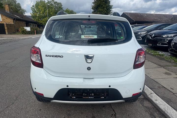 undefined Dacia Sandero Stepway fra 2014