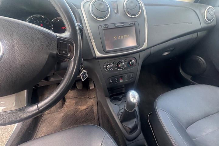 undefined Dacia Sandero Stepway fra 2014
