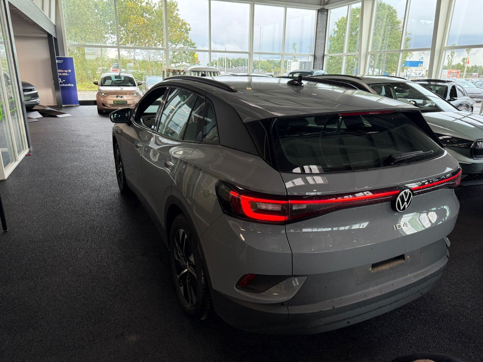Grå VW ID.4 fra 2023