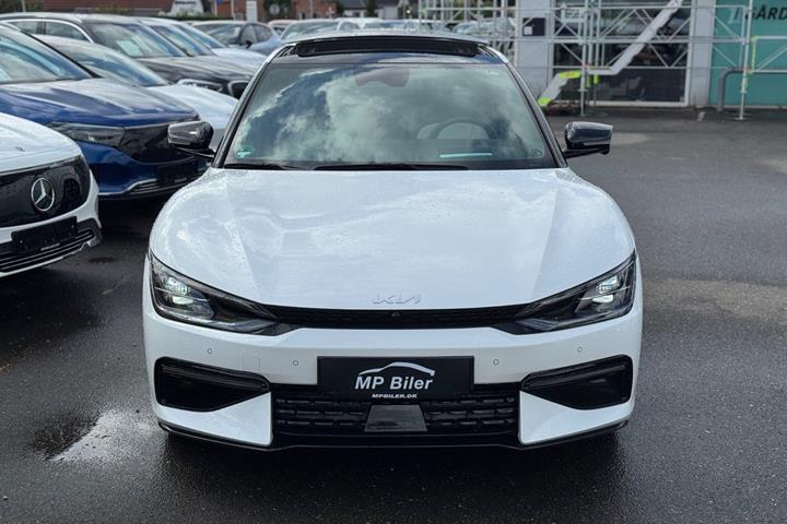 Hvid Kia EV6 fra 2024