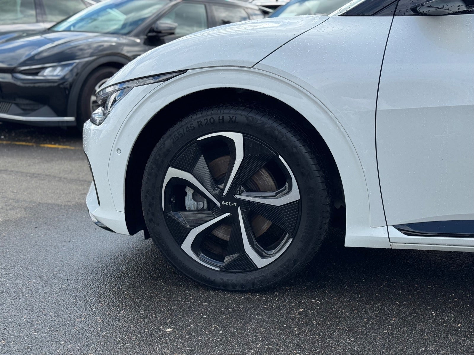 Hvid Kia EV6 fra 2024