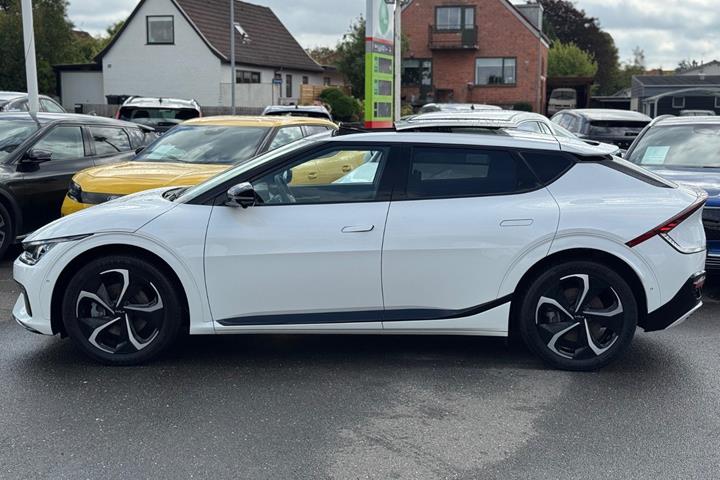 Hvid Kia EV6 fra 2024