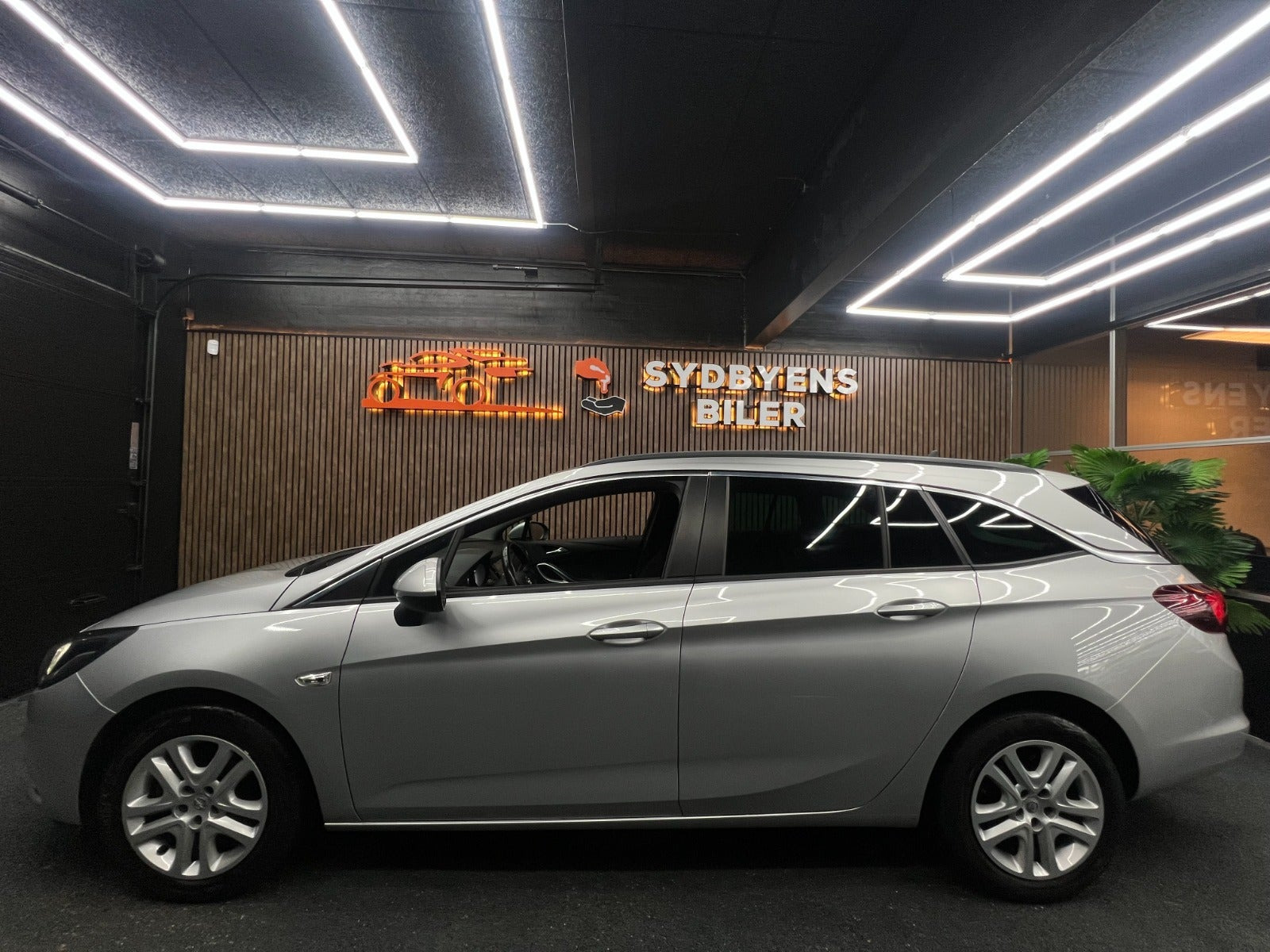 undefined Opel Astra fra 2019