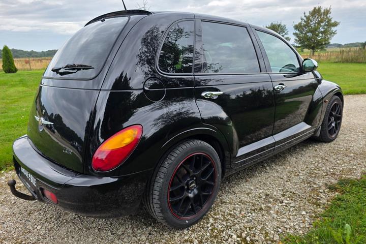 Gul Chrysler PT Cruiser fra 2008