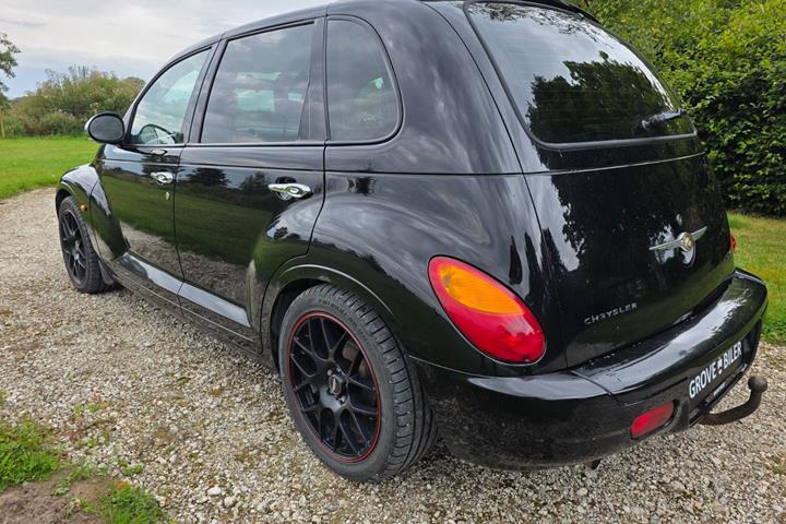 Gul Chrysler PT Cruiser fra 2008