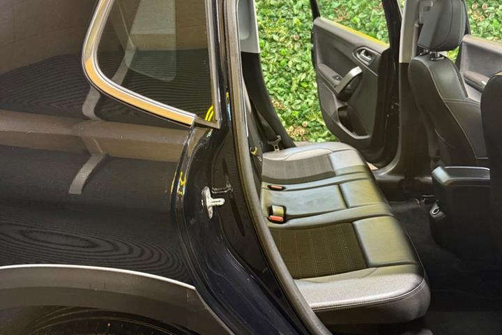 undefined Peugeot 2008 fra 2018