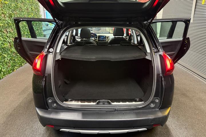 undefined Peugeot 2008 fra 2018
